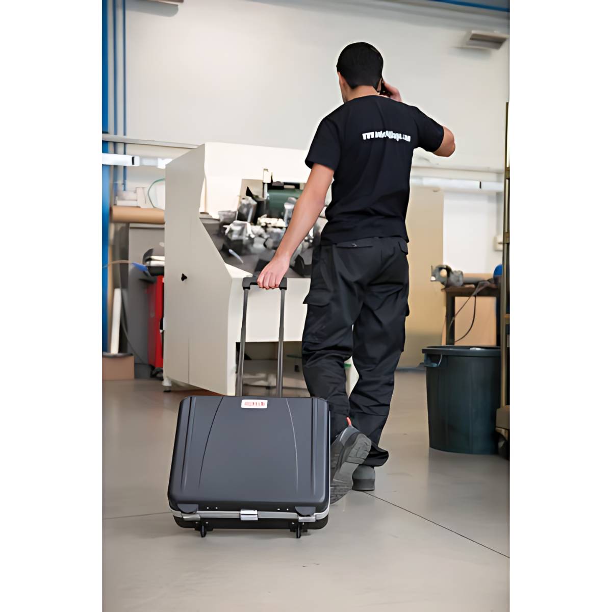 Valise trolley ABS garnie 128 pièces