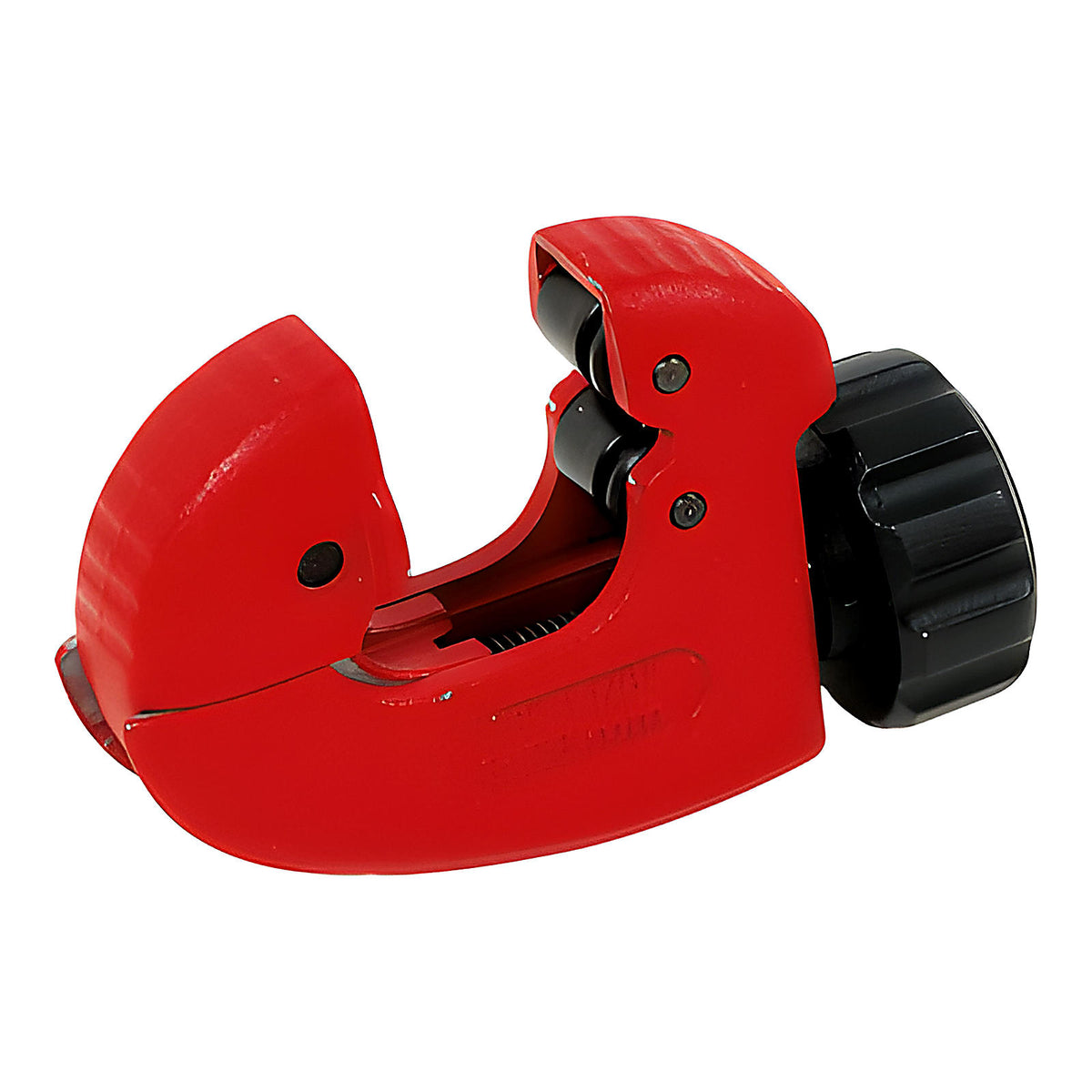 Mini coupe-tube cuivre sur carte pour plombier
