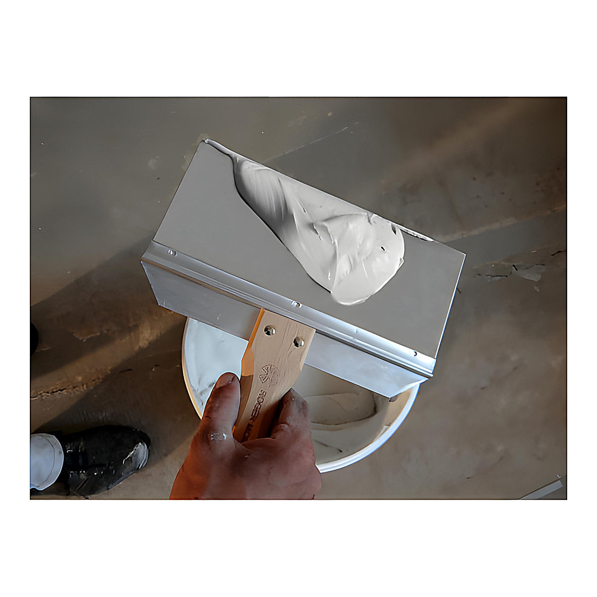 Couteau à enduire et jointer bandes lame inox 0,5 mm