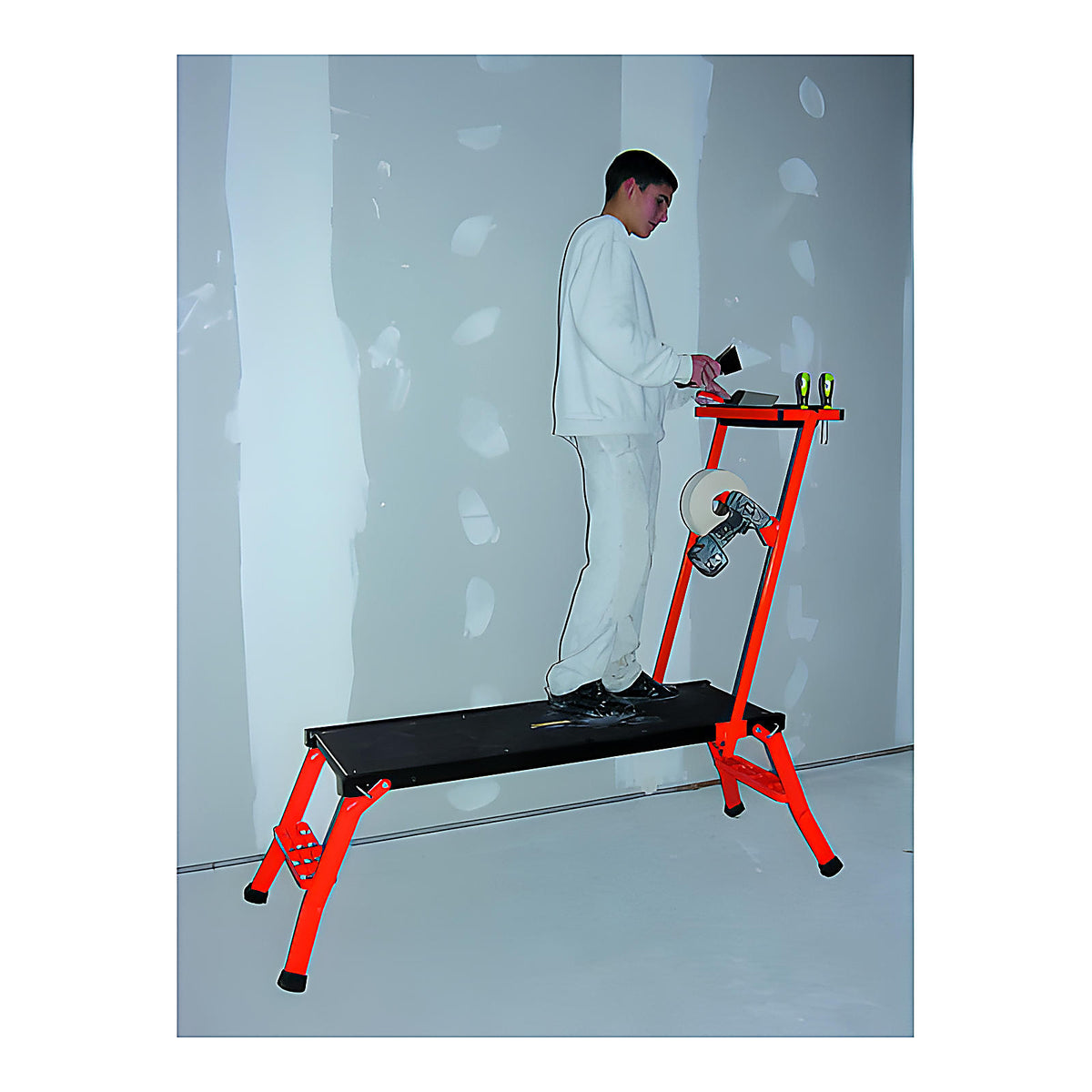 Plateforme de travail aluminium avec porte-outils pliable
