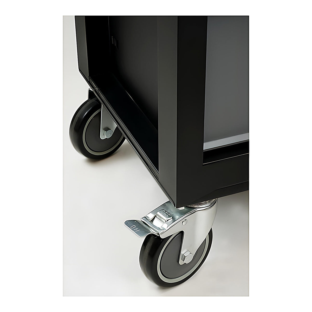 Servante Classic 6 tiroirs garnie 133 outils