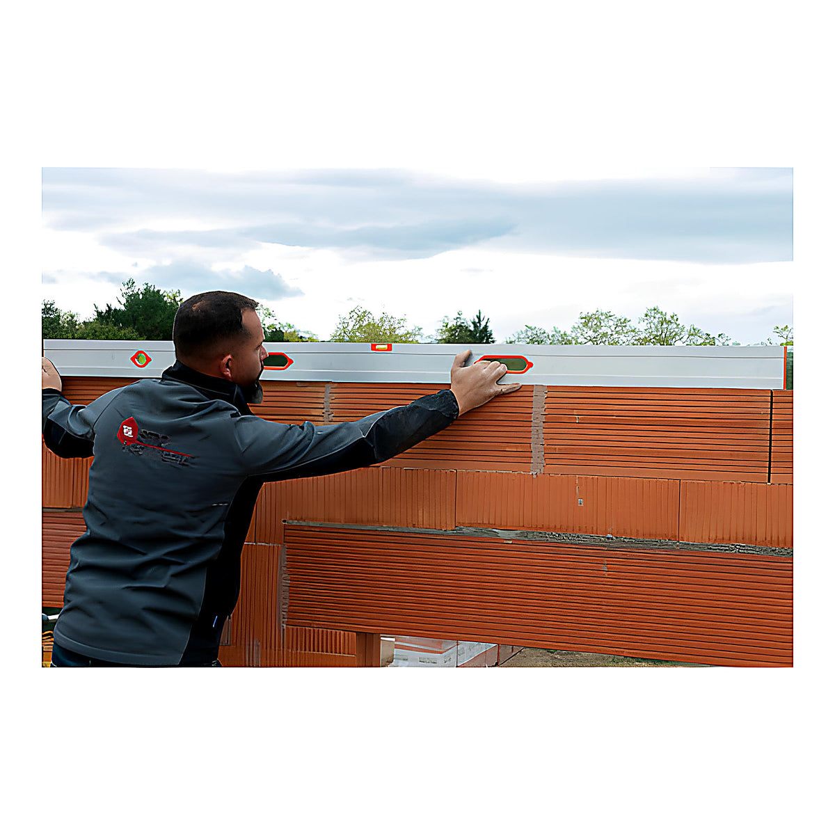 Règle à niveau aluminium profil rectangulaire