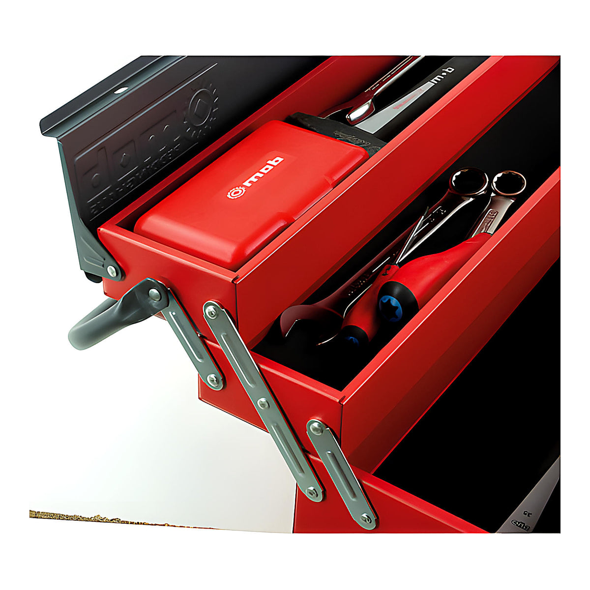 Coffret Minimax 1/4” compact tient dans la main